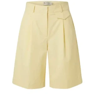 LINDSAY YELLOW BERMUDA